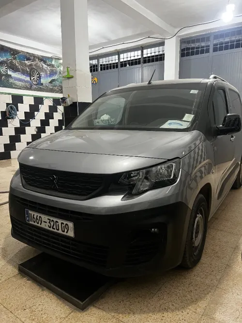 Peugeot Partner 2020 K9