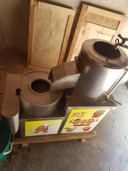 Machine éplucheuse et coupe frites électrique et une machine sous vide