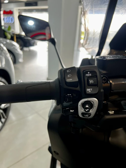 Yamaha T-max 2026