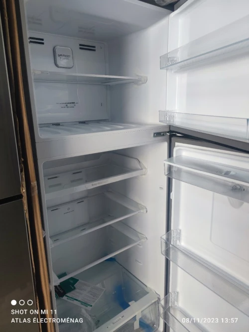 REFRIGERATEUR HISENSE DOUBLE PORTE 600 L A++ GRIS RT-60W