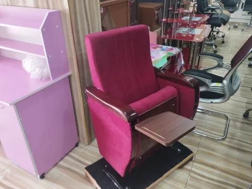 Chaise conférence cinéma et théâtre