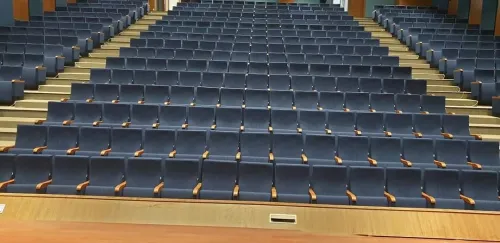 Chaise conférence et théâtre en polyuréthane pied normal et central 