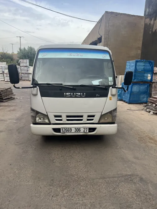 Isuzu Faracha 2006