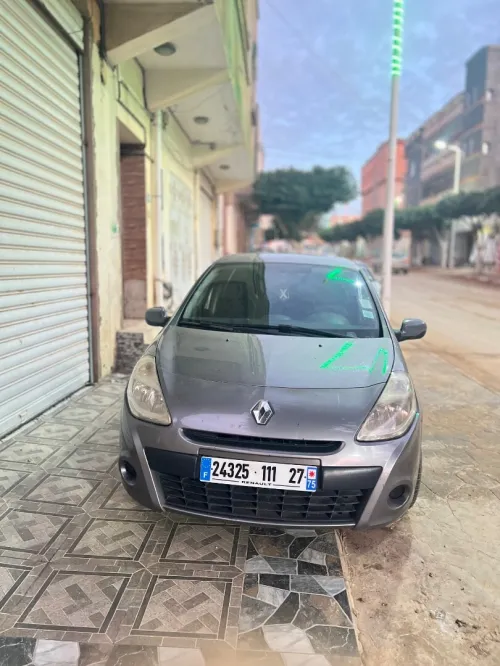Renault Clio 2011 Faracha