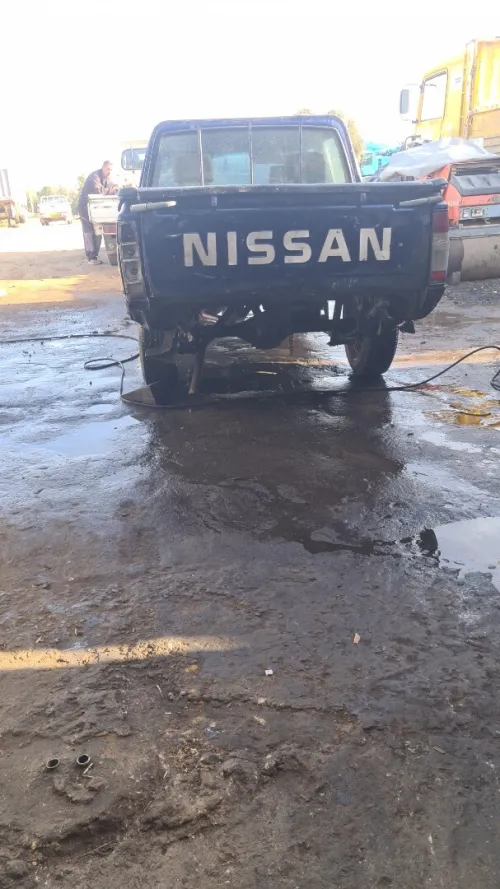 Nissan Pickup 2004 Pickup