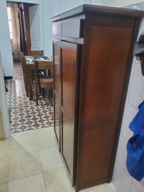 Armoire pour chaussures