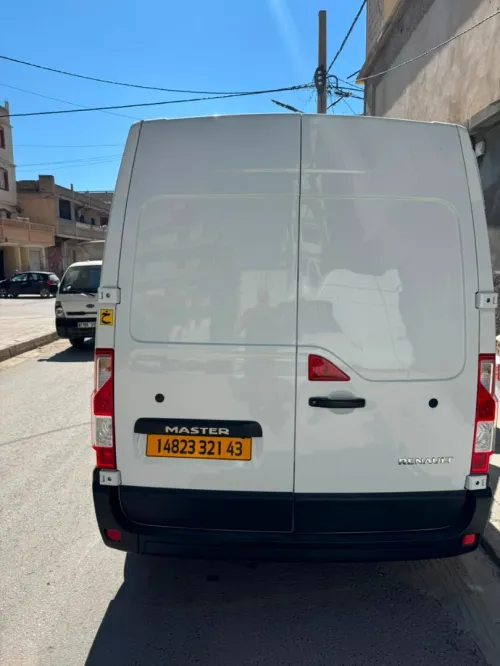 Renault Master 2021