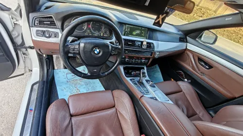 BMW Série 5 2012 525d sport