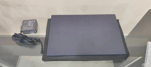 ASUS ExpertBook B1400 i7 11th 24gb ram 512nvme
