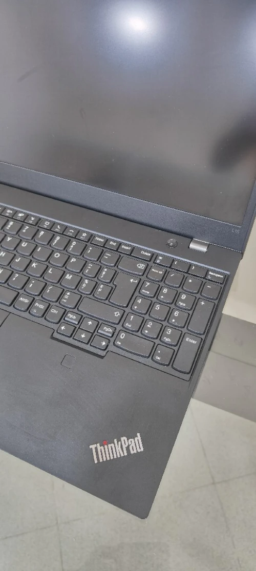 Lenovo thinkpad L15 Ryzen 7 Pro 5000 16/512