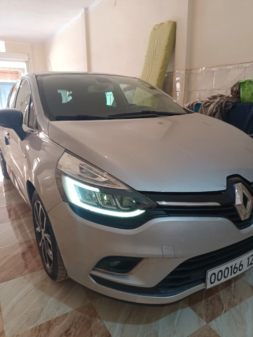 Renault Clio 4 2022 Limited 2