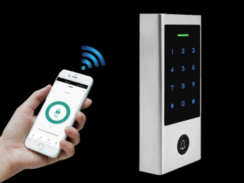 Clavier de controle d'acces à distance ( Smart digicode )