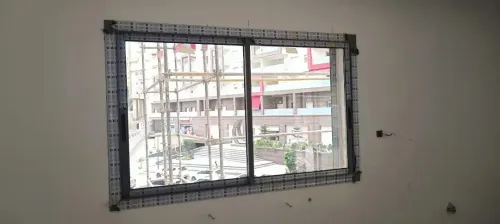 Minuisier aluminium pvc  et verre