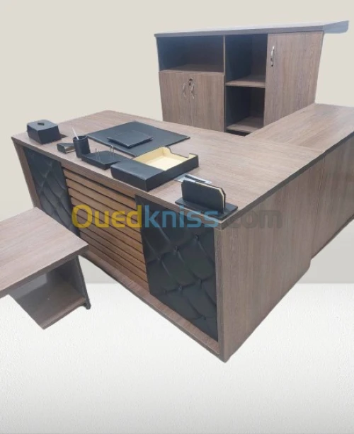 Enssemble Bureau Directionelle 4 pieces Capitonee