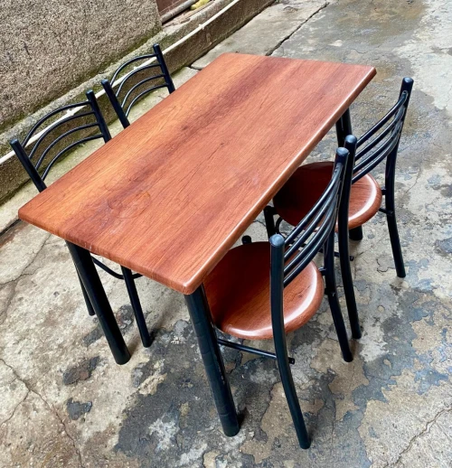 Table de Cuisine 4 Chaise 