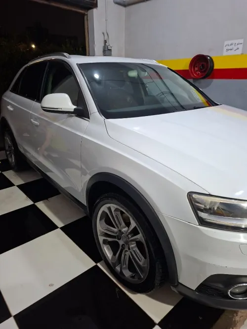 Audi Q3 2013 Off Road