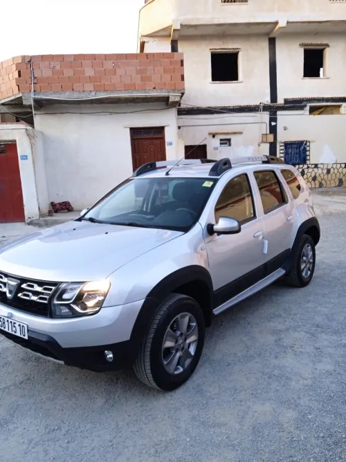 Dacia Duster 2015 FaceLift Lauréate