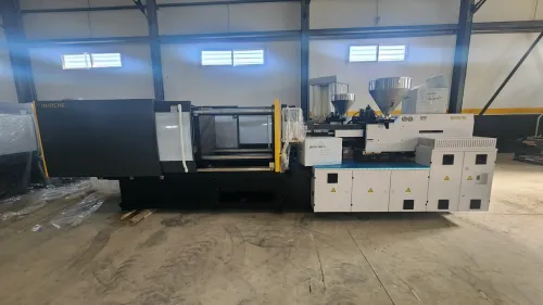 MACHINE INJECTION PLASTIQUE