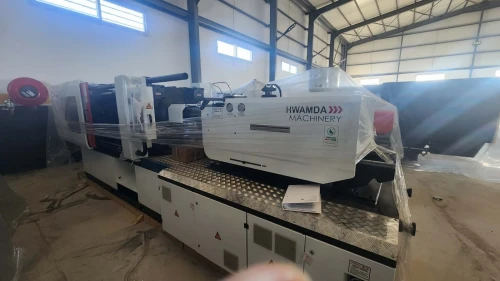MACHINE INJECTION PLASTIQUE