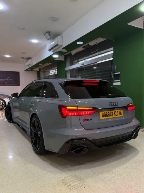 Audi RS6 Avante  2023 Quattro S tronic