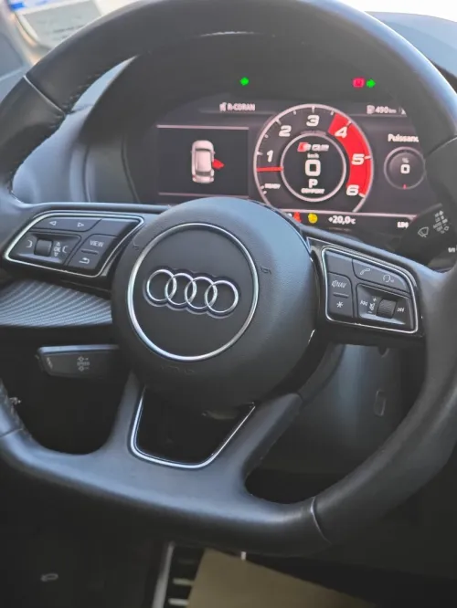 Audi Q2 2024 Sline