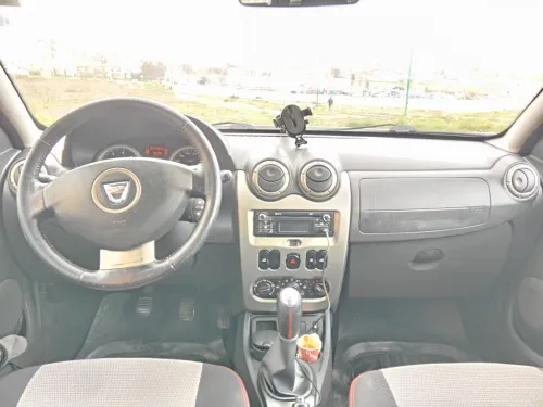 Dacia Duster 2013 Laureate