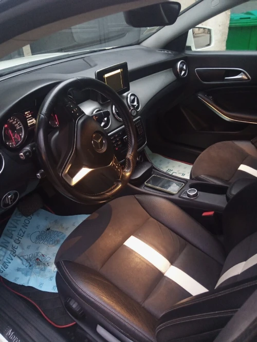 Mercedes GLA 2015 220