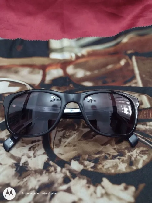des lunettes soleil original 