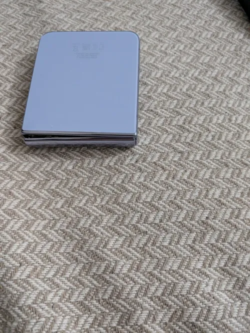 Samasung Z flip 4