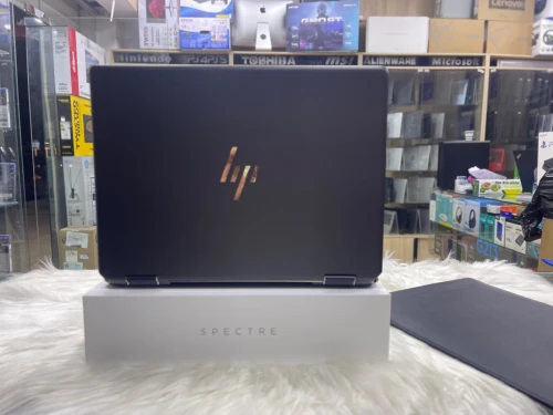 HP SPECTRE x360 14 | i5 12eme Gen | RAM 16 Go | SSD 512 Go | Écran 14 FHD Tactile Convertible | jdid