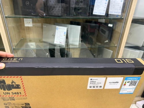 LAPTOP HP OMEN 16 | i7 14650HX | RAM 16Go | SSD 1TB | RTX 5060 8Go |ECRAN 16,1 240HZ | NEUF