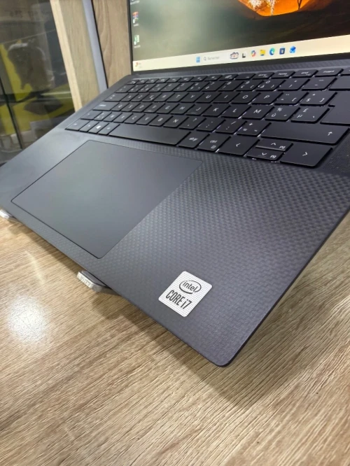 DELL PRECISION 5550| i7 10850H| RAM 32Go| SSD 512Go| Écran 15,6 FHD| Nvidia Quadro T1000