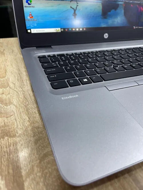 LAPTOP HP ELITEBOOK 830 G3 | i5 6eme | RAM 8Go | SSD 128Go  | Écran 15,6 | Clavier Lum |