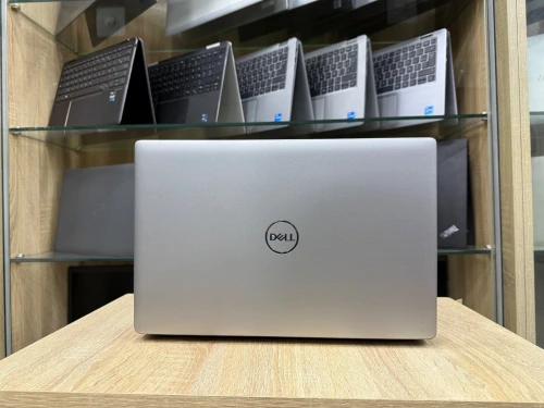 LAPTOP DELL LATITUDE 5530| i5 12eme| RAM 8Go| SSD 256Go|Ecran 15,6 FHD | clavier lum| empreinte