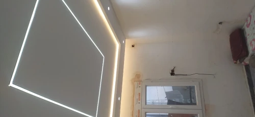 Faux plafond placoplâtre et peinture maison 