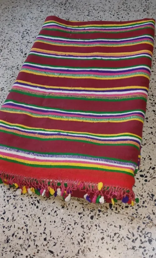 Tapis Kabyle Traditionnel Fait à la Main