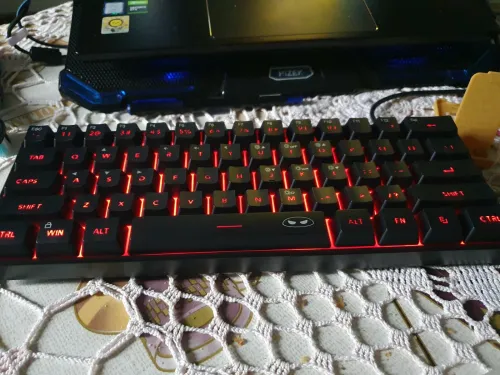 clavier gamer semi mechanic RGB