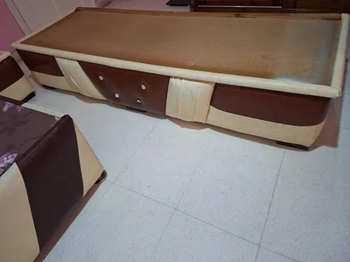 3 canapé avec la table