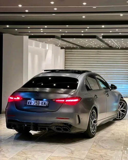 location de voiture  MERCEDES BENZ CLASSE C 300D 2023