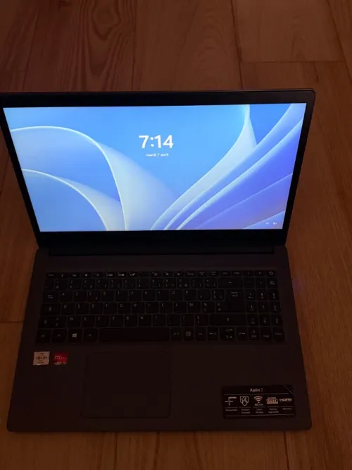 Acer aspire 3 A315-23 -R7C5 amd  athlon cliver