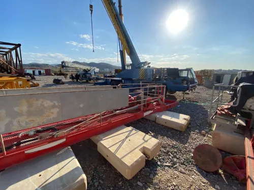 Grue a tour