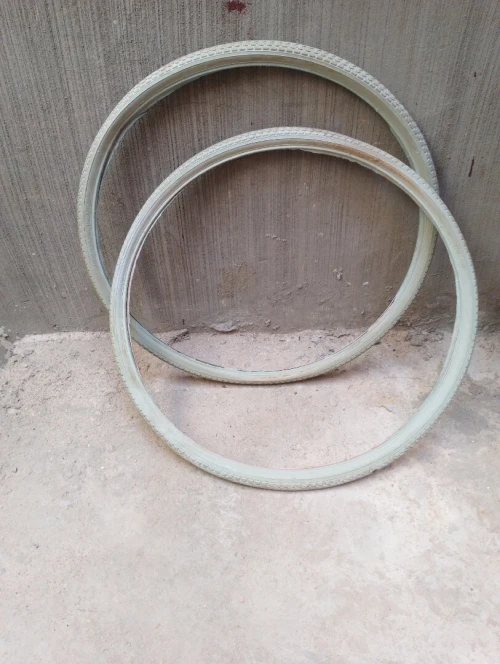 Pneus bicyclette 