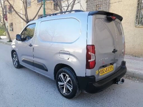 Fiat Doblo 2023 Italien