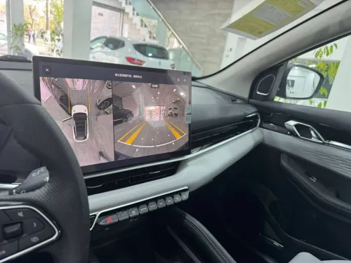 Geely Coolray 2025 toute option