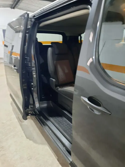 Peugeot Expert 2025 Combi