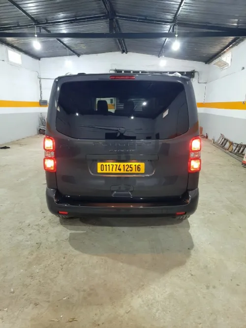 Peugeot Expert 2025 Combi