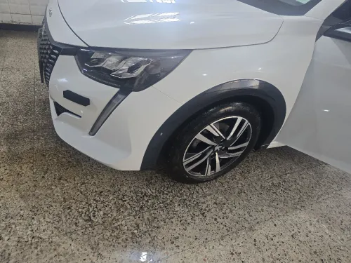 Peugeot 208 2022 Allure Facelift
