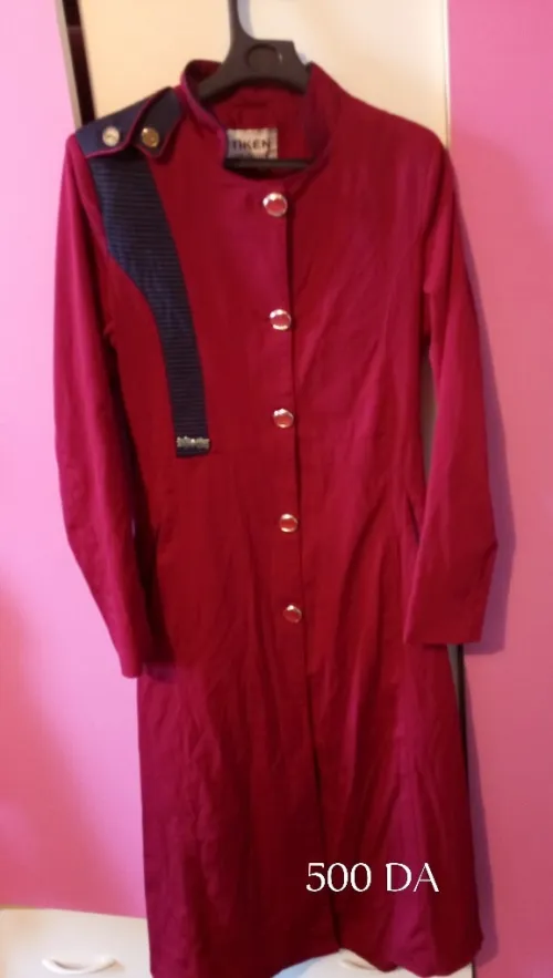 Robes, Chemisettes et Manteaux