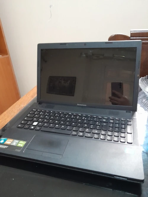 Carcasse & ficheur lenovo G 500