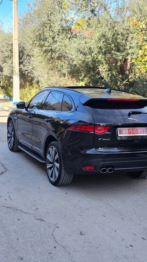 Jaguar F-pace 2017 